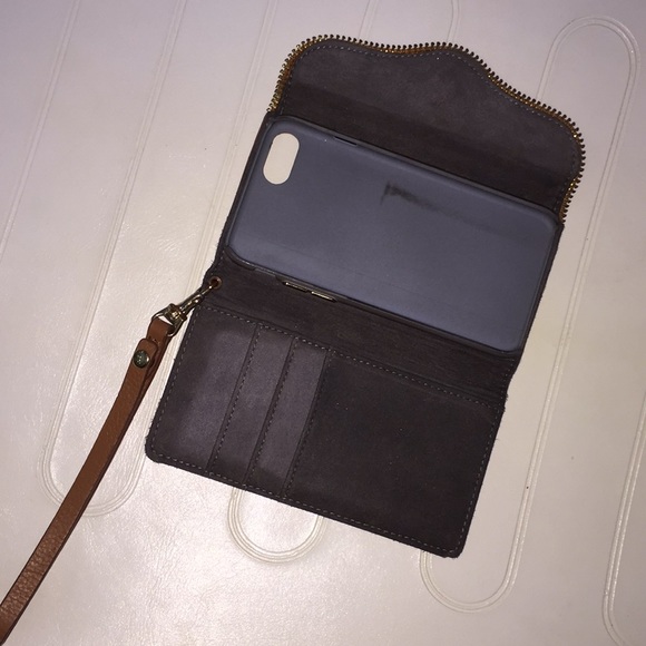Rebecca Minkoff Phone case/wrist wallet/zip accent - Picture 3 of 8